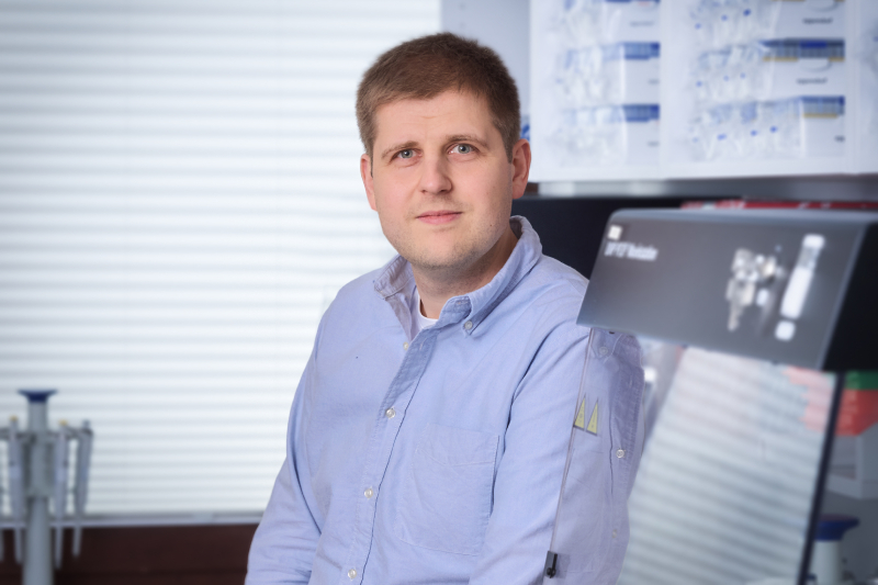 Dr. rer. nat. Julian Broche 